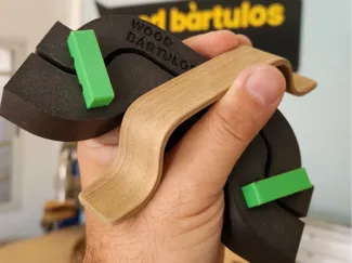 Molde para tiradores de chapa de madera