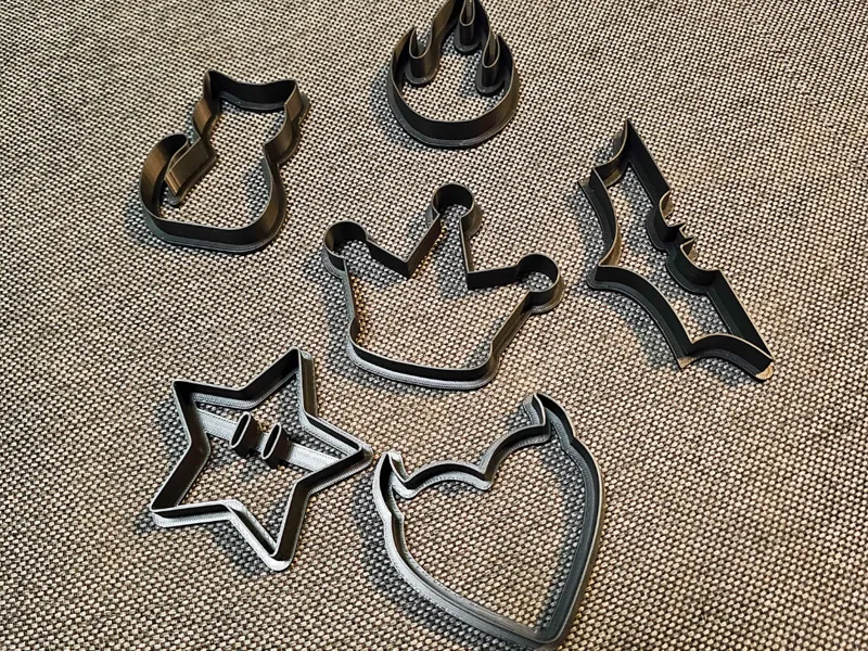 Mixed Cookie Cutter Set