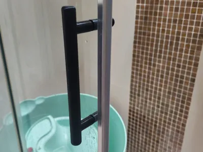 Shower enclosure handle 140mm center distance