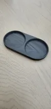 No fillet & 55mm diameter -holds under 50mm diameter shakers