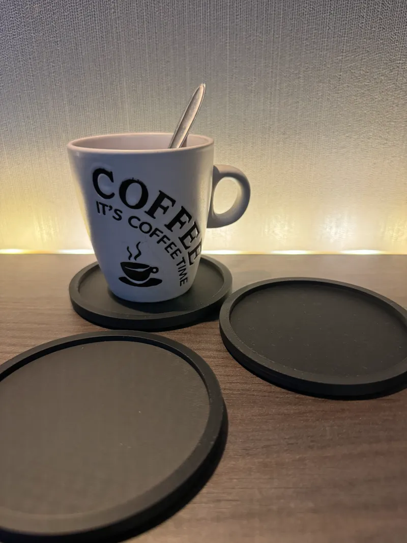 Minimalistic coaster