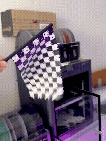 https://makerworld.bblmw.com/makerworld/model/US8efe44797e6357/design/356a37e638ed352e.gif