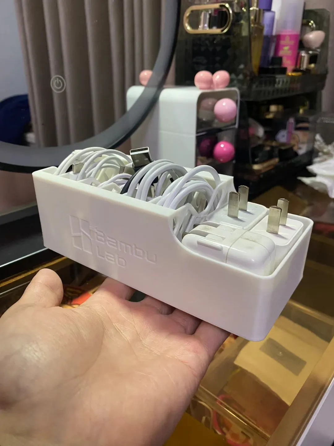 Miniatura 1 do modelo 3D 【优化加强】数据线收纳盒 便携充电头充电线收纳整理神器 理线器