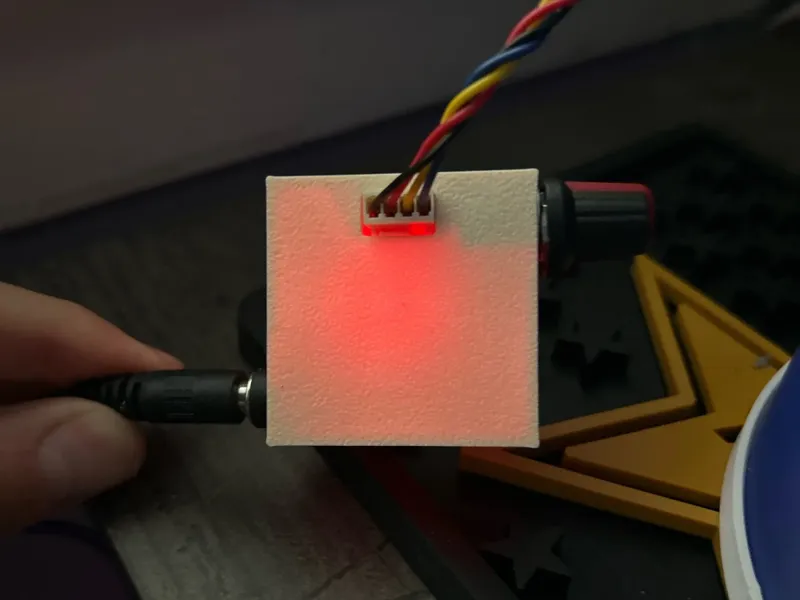 pwm fan controller case with female connector