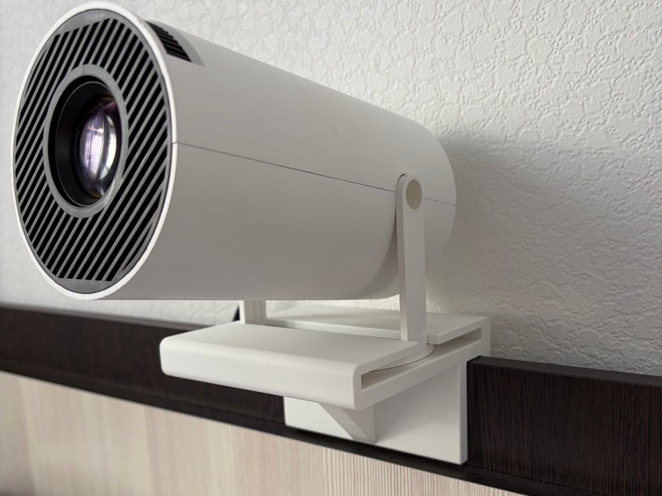HY300 Projector Bed Mount