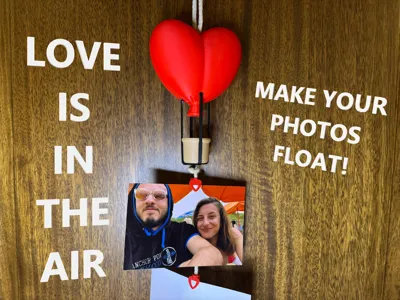 Romantic hot air balloon photo holder