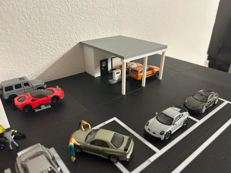 1/64 Gas station with parking and road