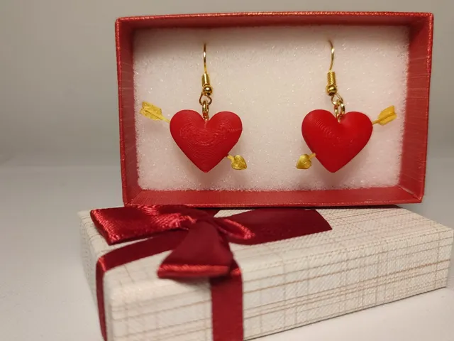 pendientes corazón con flechas