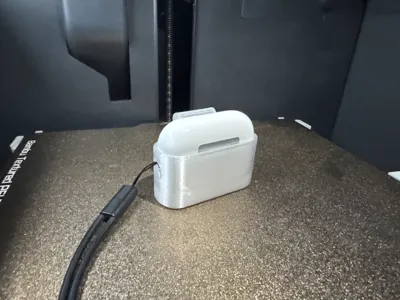 Airpod Pro 2 case with clip