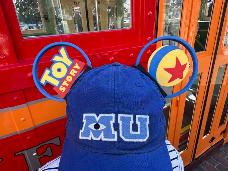 Toy Story + Pixar Ball  |  5 Magnet Disney Ears