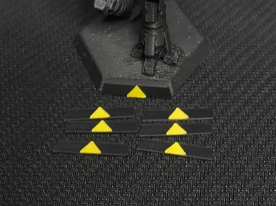 BattleTech direction indicator triangle with color