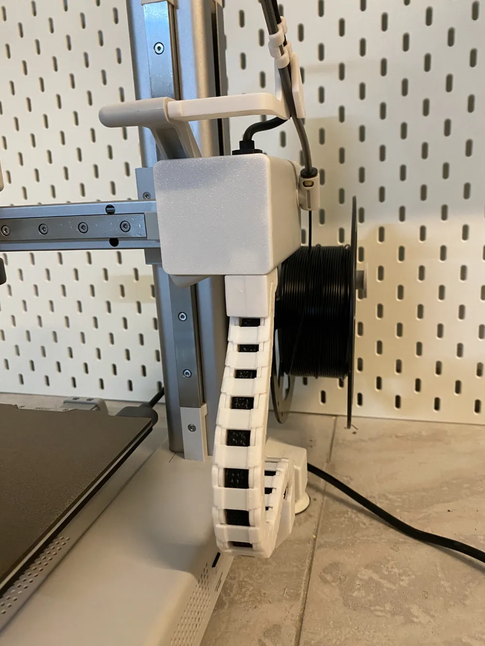 A1 mini side pull chain guide / pull chain by rgb-Slotcover - MakerWorld