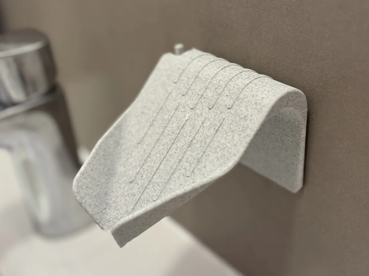 Soap Dish - Self Draining | Sponge Holder view 2