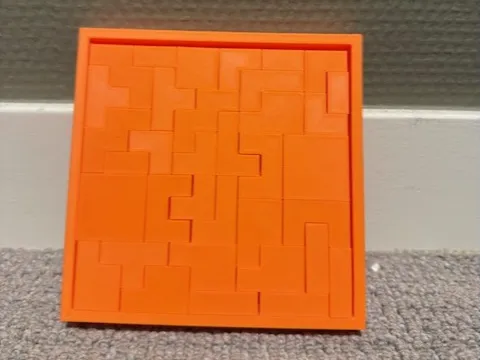 Puzzle with blocky pieces
