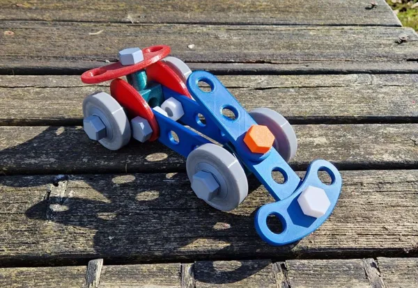 https://makerworld.bblmw.com/makerworld/model/US8f38e9aea5a9ec/design/2023-12-24_179j8gcsncxd.jpg