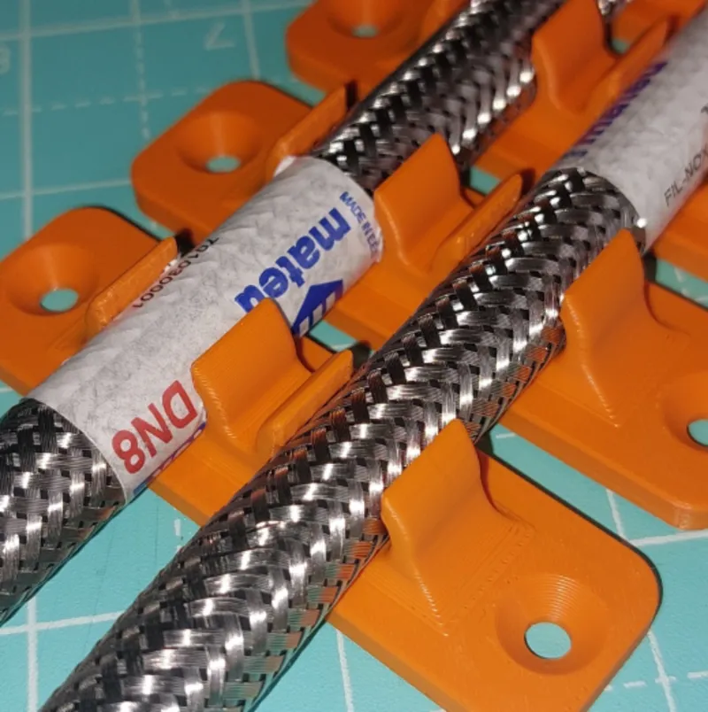 Water Pipe Clamp