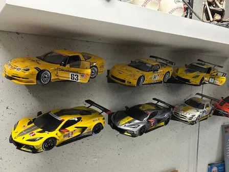 1:18 Scale Diecast Wall Mount / Display Stand