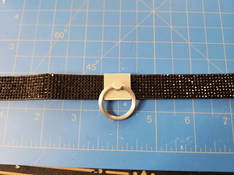 Reze Choker Ring Detail