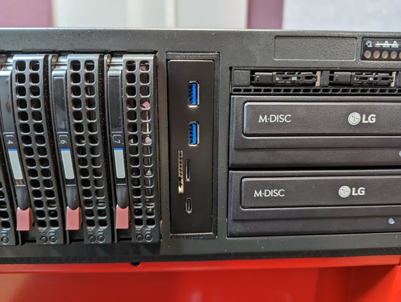Supermicro FDD Bay ICY BOX Front Panel Adapter