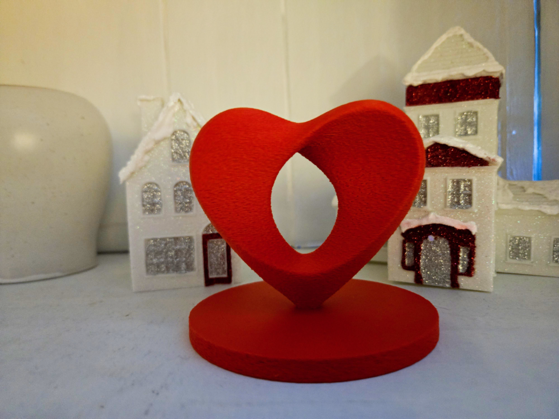 Möbius Heart – Symbol of Infinite Love