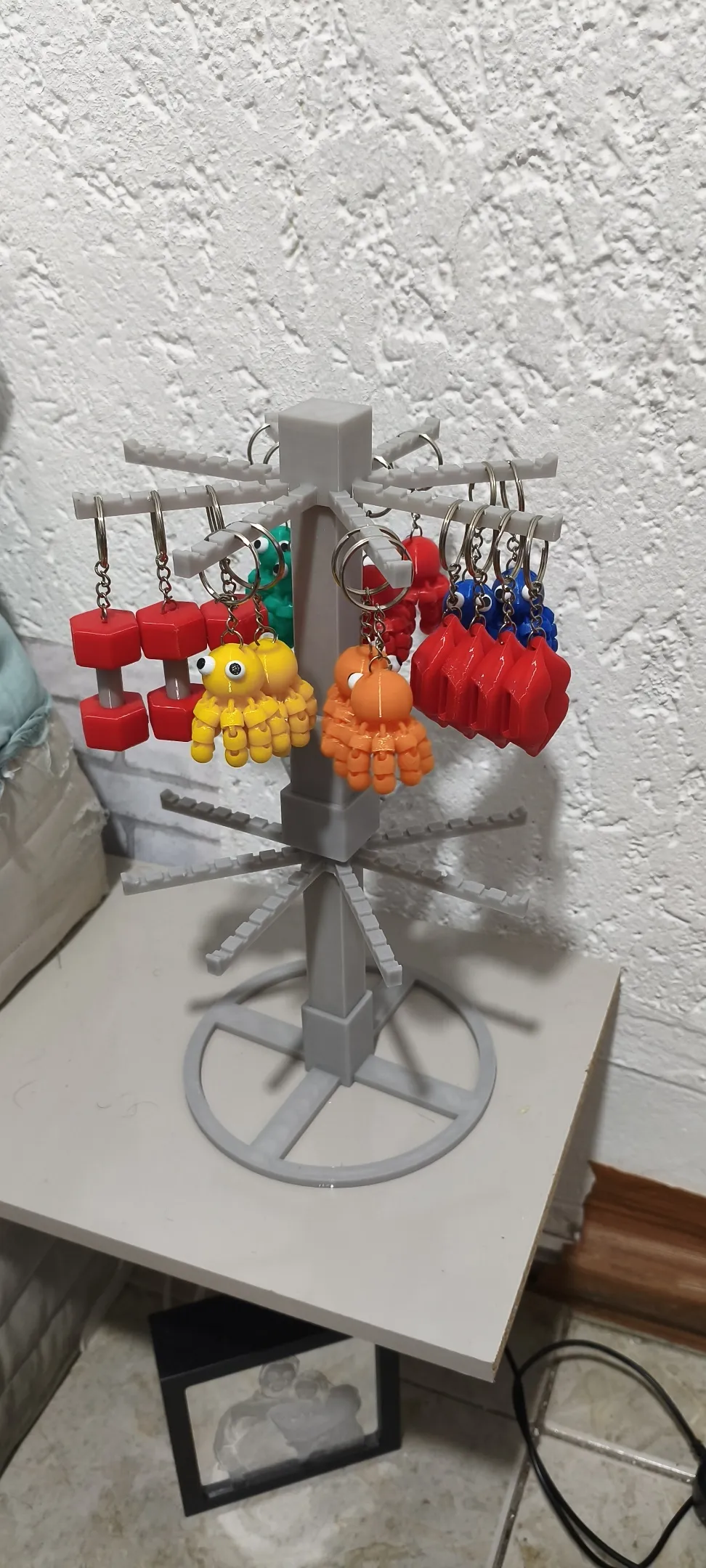 Modular Keychain Holder - Free 3D Print Model - MakerWorld