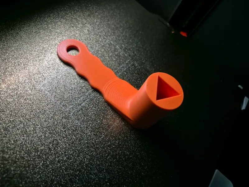 V2 Pollerschlüssel / Dreikantschlüssel – 20 mm