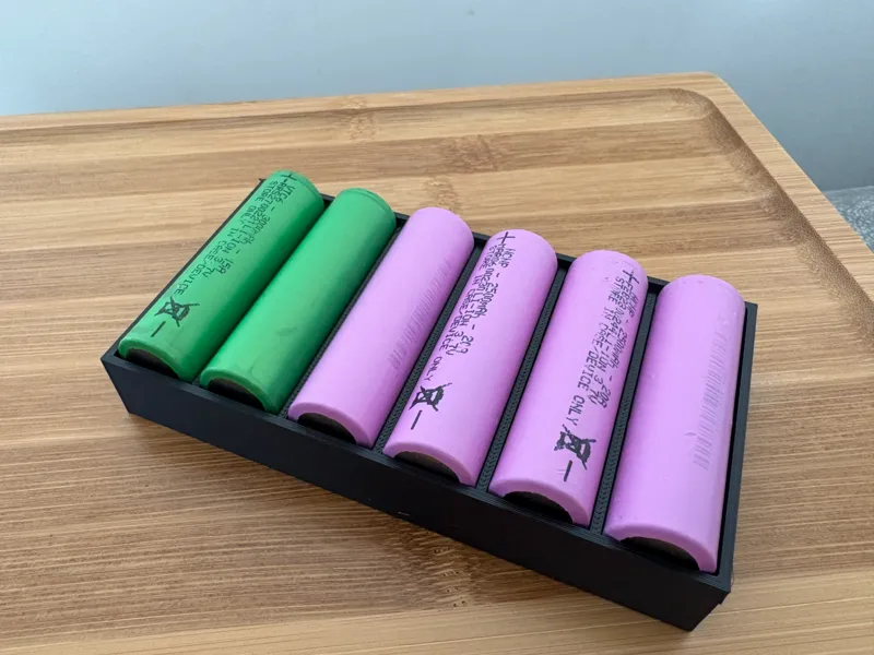 Fast-print 18650 holder – clean, support-free