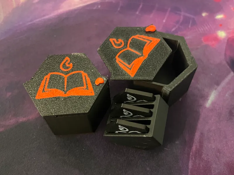 Box w/ Lid for Prepared Tokens
