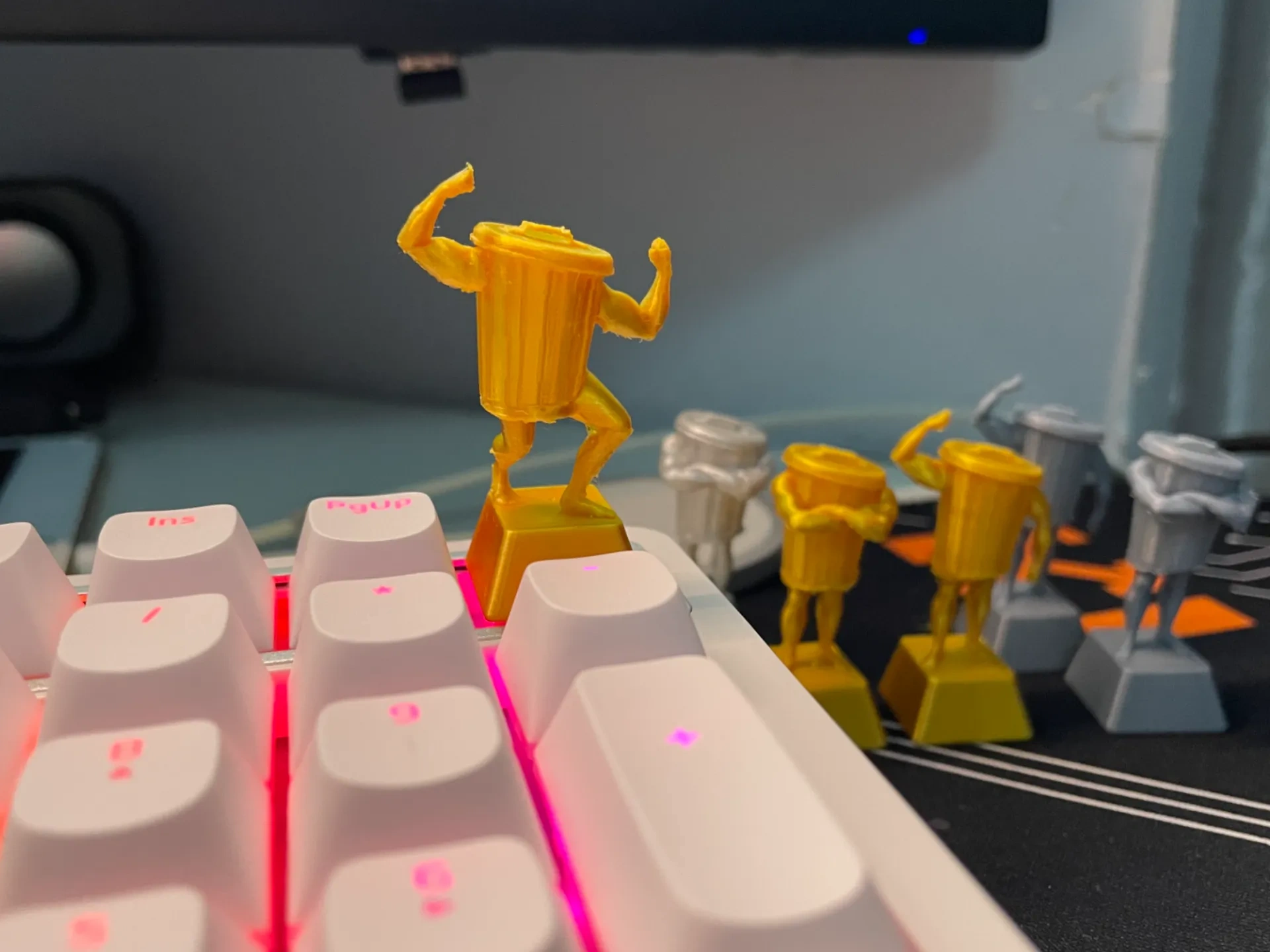 honkai-star-rail-the-king-s-next-bucket-keycap-03-by-tuz-makerworld