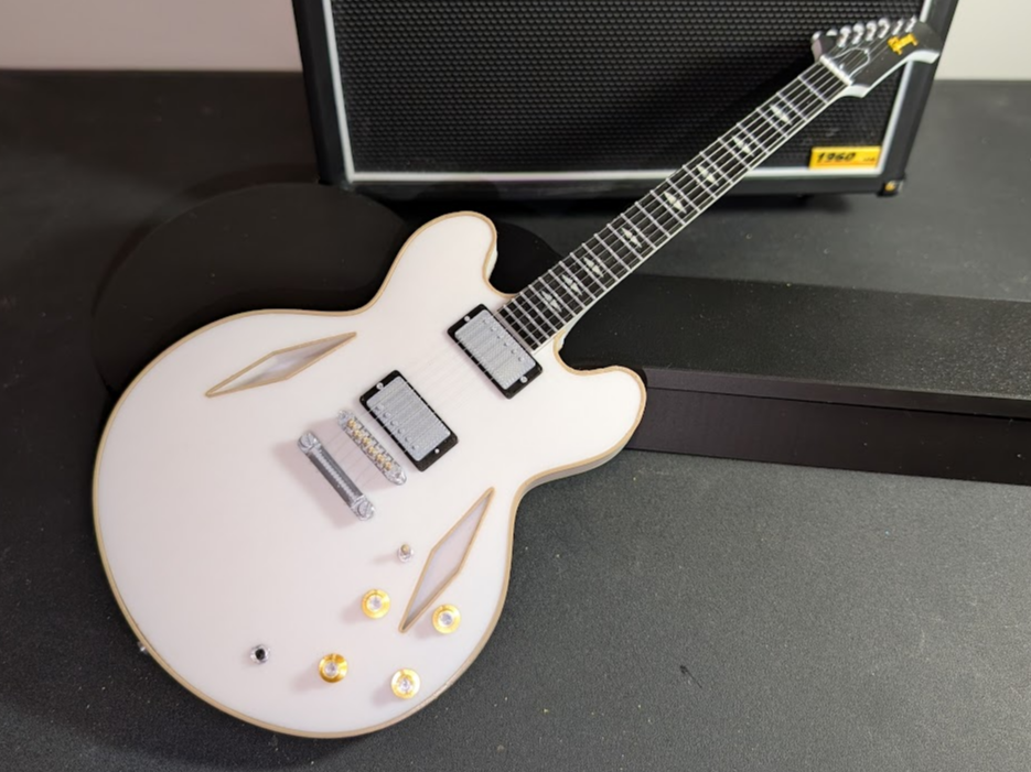 Dave Grohl Gibson DG-335 miniature guitar