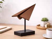 Avion en papier — sculpture de bureau — photo 1