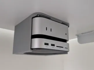 Mac Mini with Ugreen Dock under desk mount