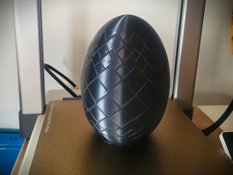 X-Large Crackable / Breakable Surprise Egg