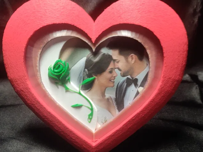No AMS - Valentine Frame with Holder 