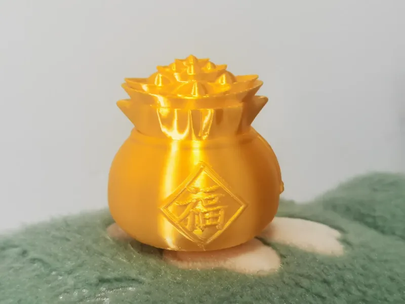 福袋，金元宝，马年新年装饰摆件