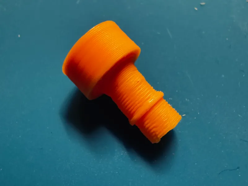 Connector IV drip line with urinary bag