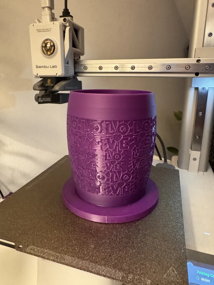 LOVE – Modern Romantic Flower Pot - Free 3D Print Model - MakerWorld