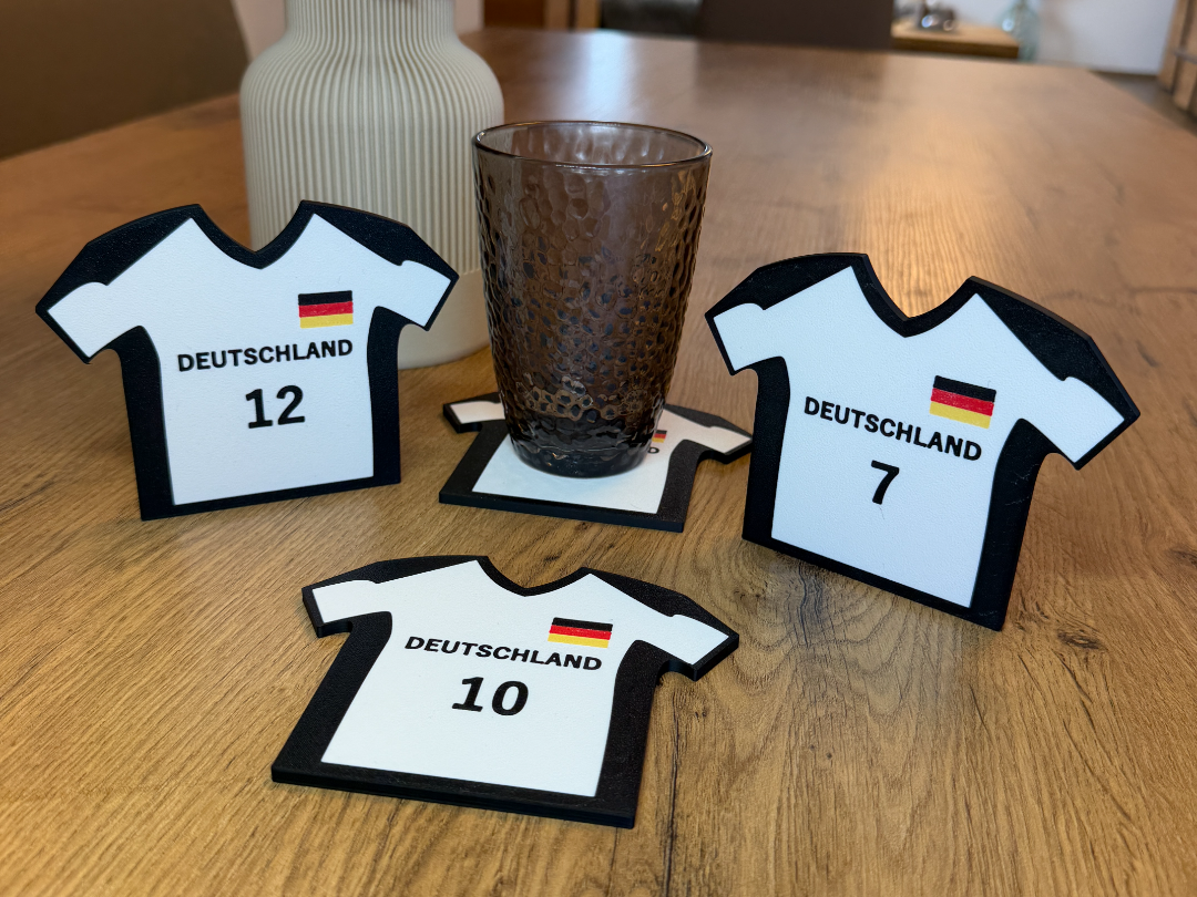 Deutschland Trikot Untersetzer – WM 2026 Edition