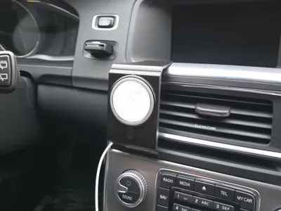 Volvo MagSafe Gen1 wireless charger holder