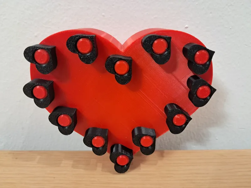 SCATOLA CUORE CHIUSO CON CUORI FILETTATI