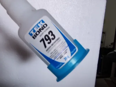 Base for "superglue" instant adhesive TEK BOND