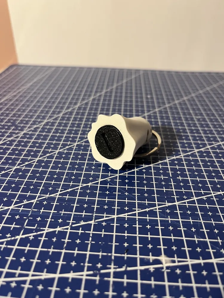 Halloween ghost keychain (With hidden storage!) - Free 3D Print Model ...