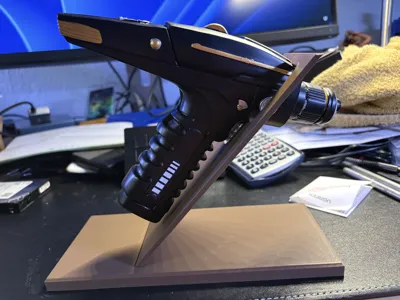 Display Stand for Star Trek Phaser