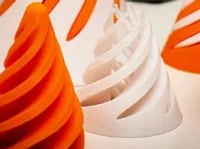 Cône fidget en spirale — photo 1