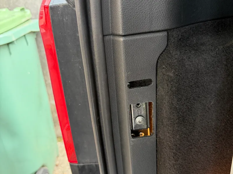 Cache banquette arr mercedes V 250