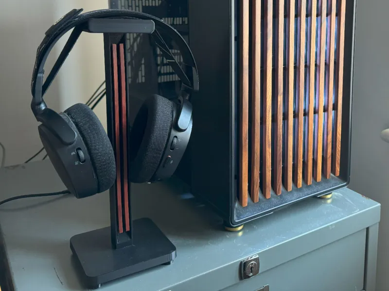 Headphone Stand - FractalDesign North Inspired