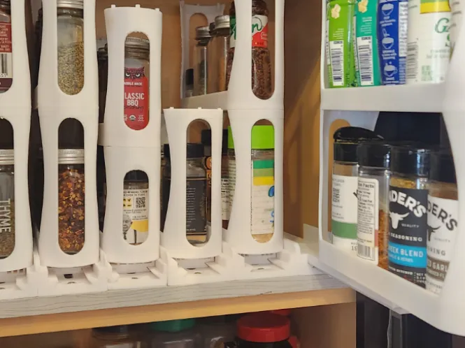 Pull out Spice Rack