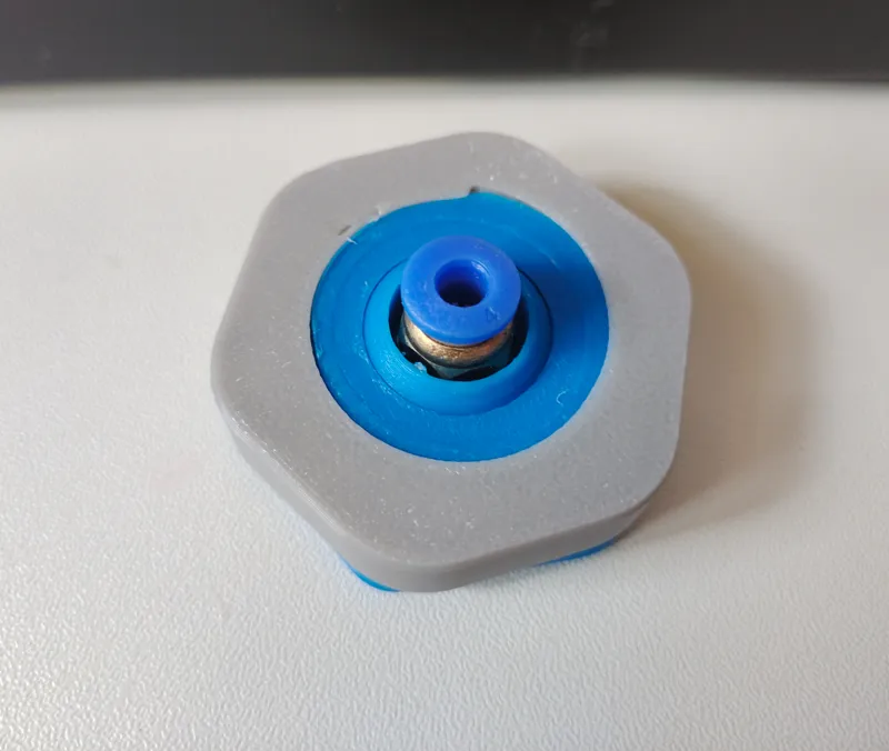 气动头螺纹万向接头 FittingSocket w FilamentGuide for DryBox