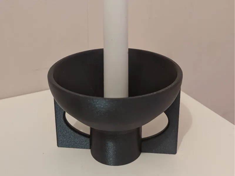 Candle holder
