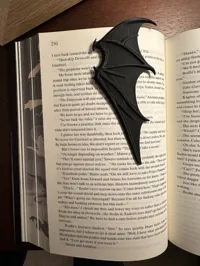Marque-page aile de Bat Boy (ACOTAR) — photo 3